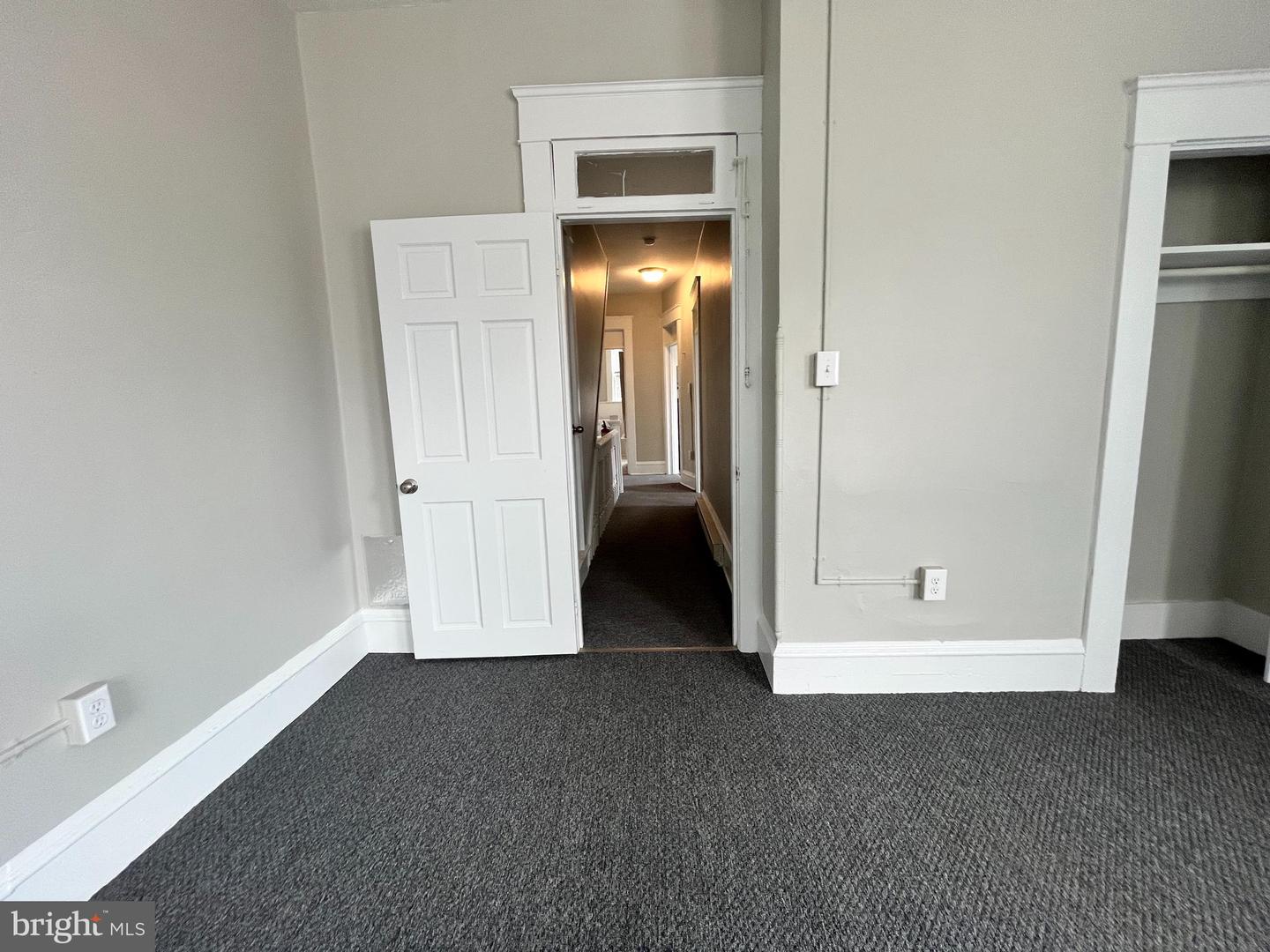 315 S Second St #unit 2 Property Photo 4