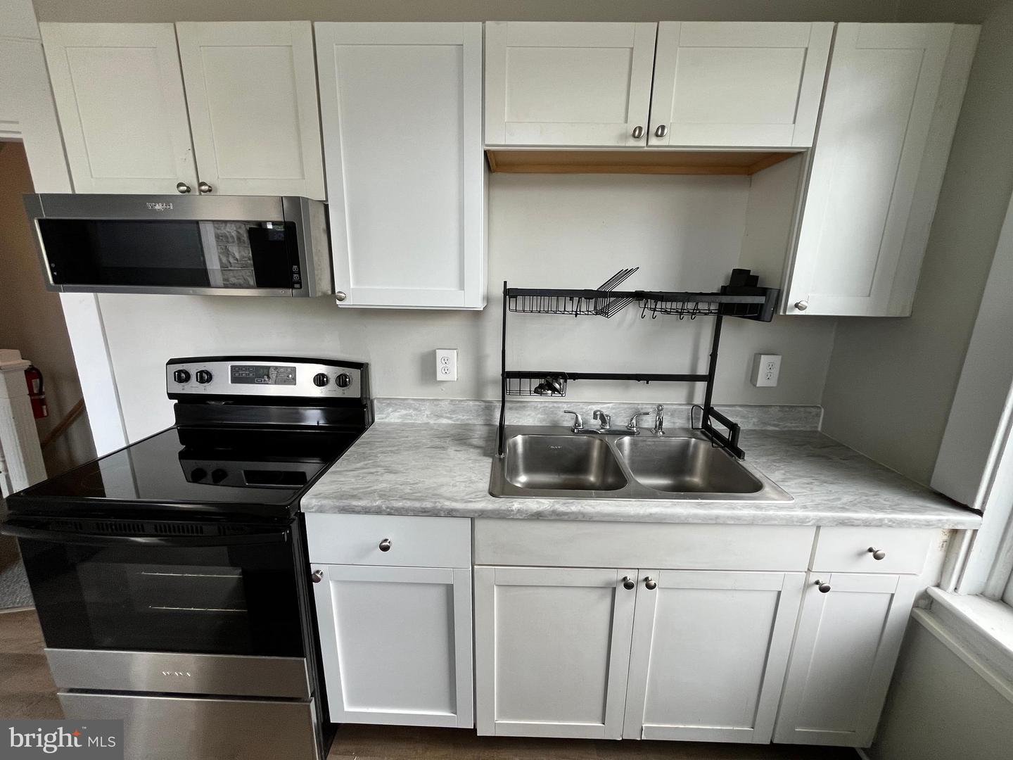 315 S Second St #unit 2 Property Photo 9