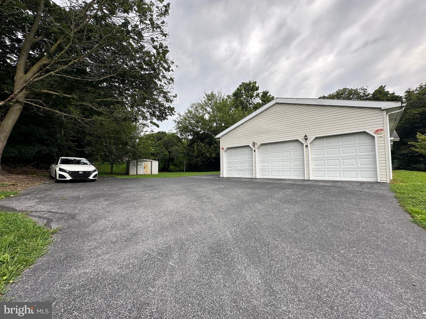 11539 Westminster Drive Property Photo 19