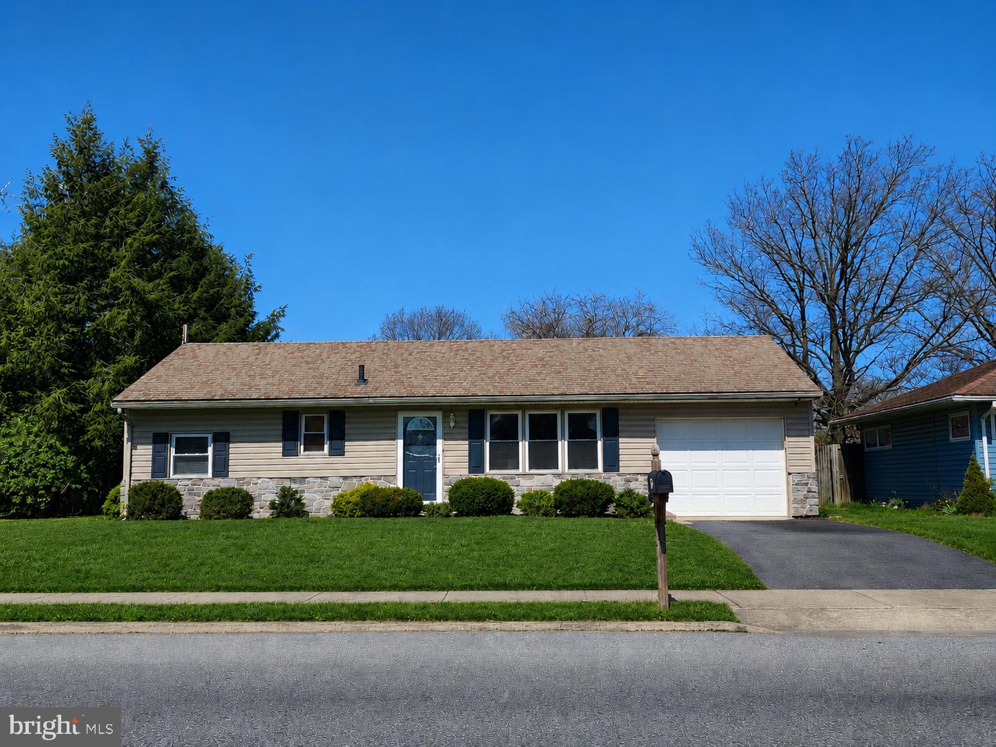 739 Stouffer Avenue Property Photo 1