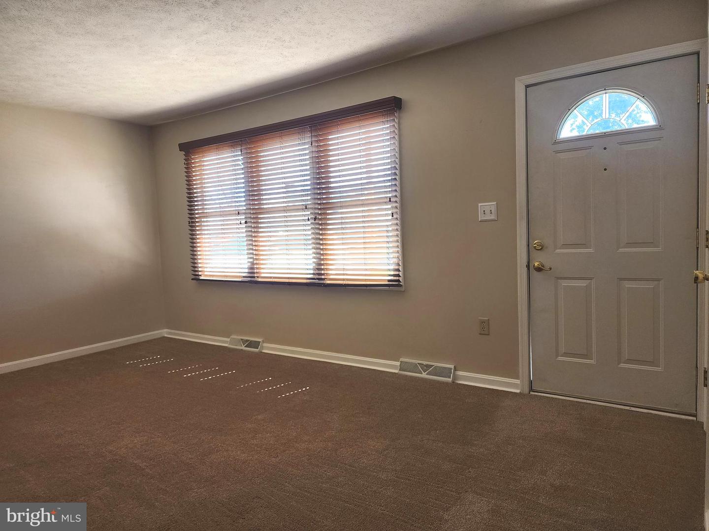 739 Stouffer Avenue Property Photo 3