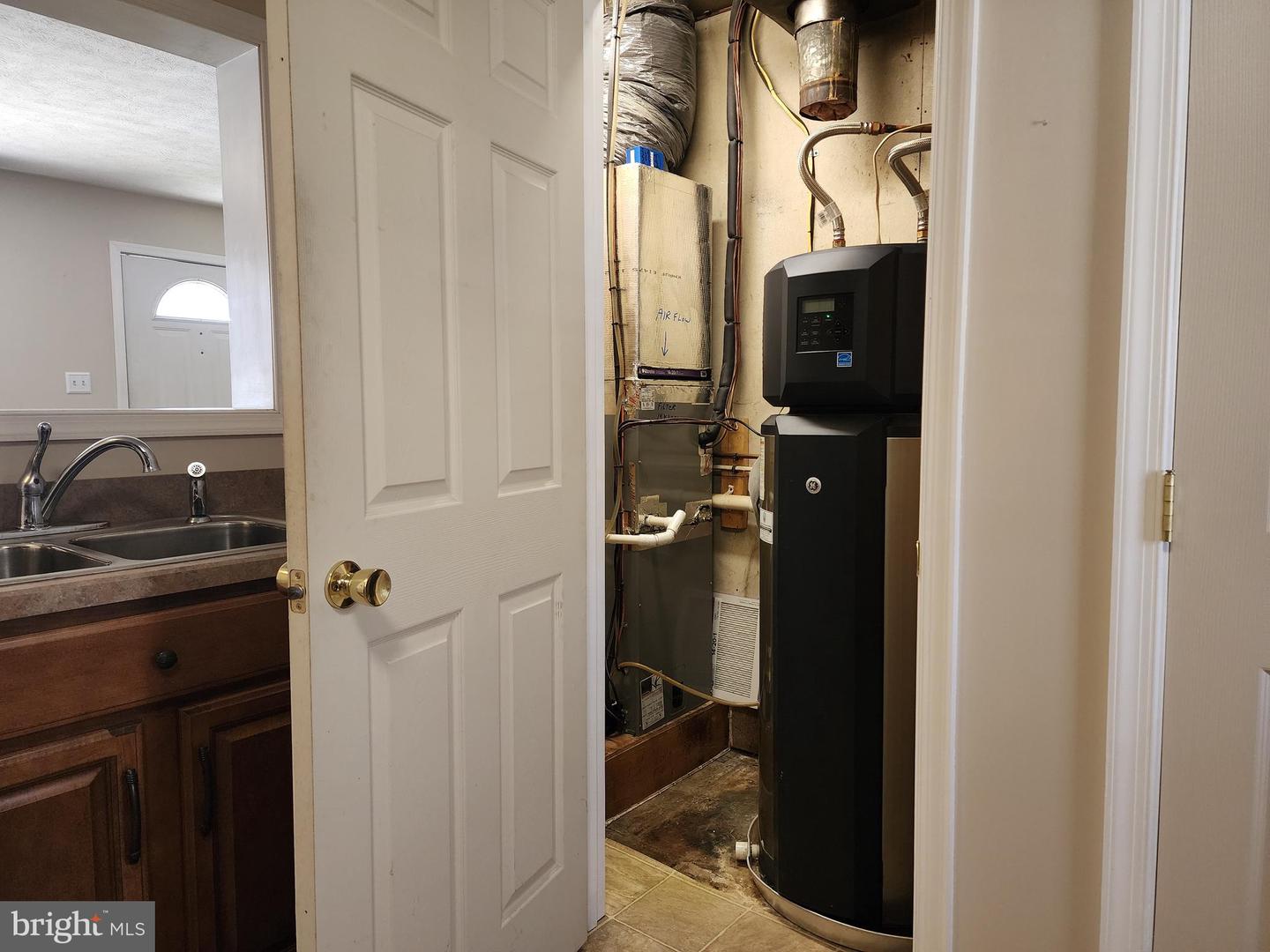 739 Stouffer Avenue Property Photo 8
