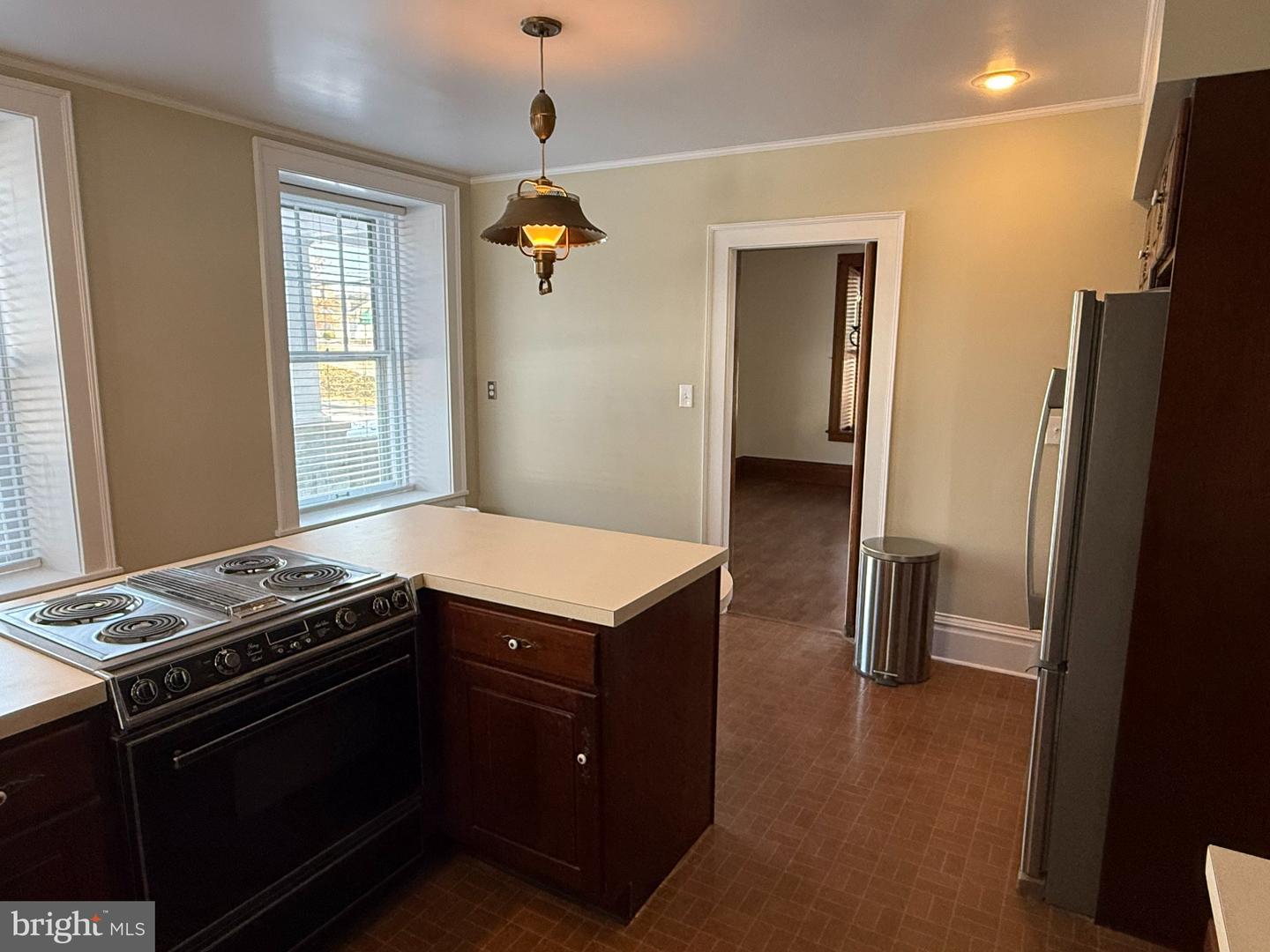135 Loudon Rd Property Photo 19