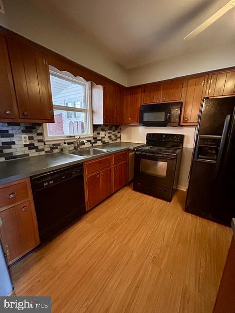 1007 Byers Ave Property Photo 11