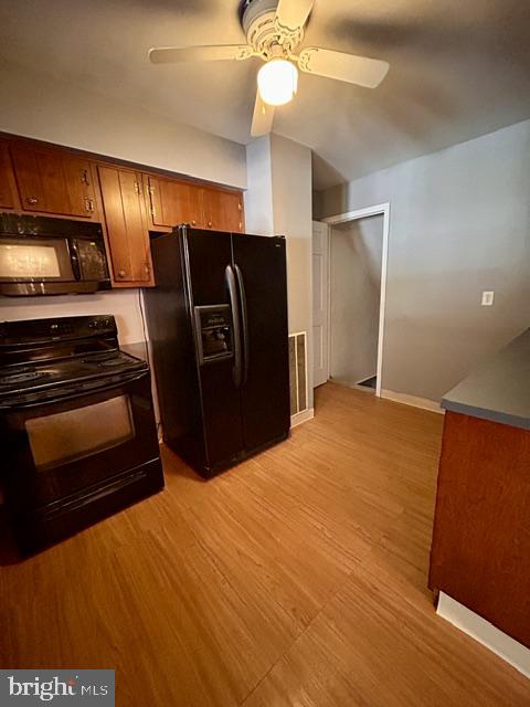 1007 Byers Ave Property Photo 12