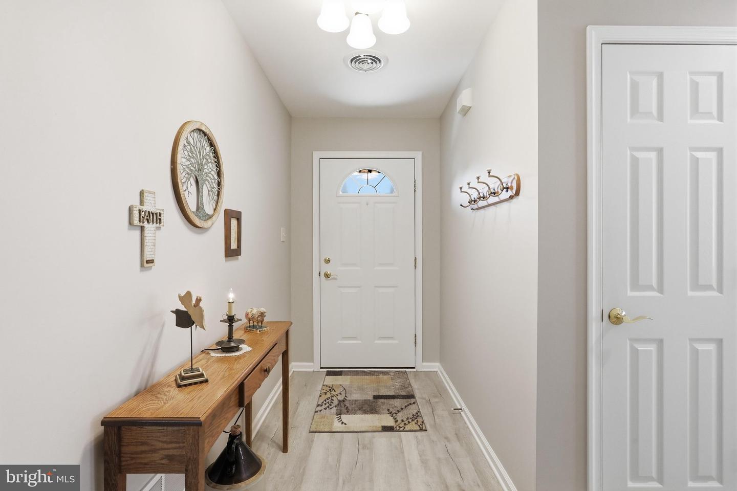 305 Sunbrook Drive Property Photo 10
