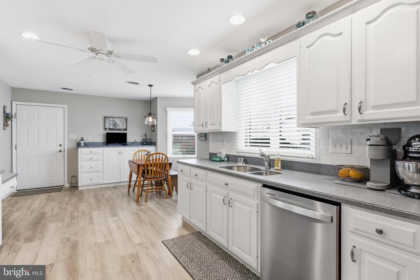 305 Sunbrook Drive Property Photo 18