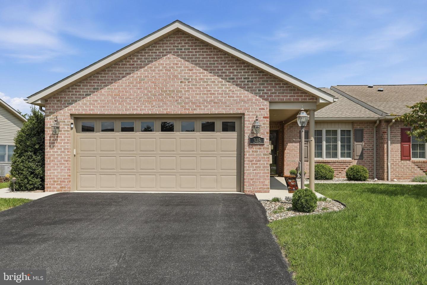 305 Sunbrook Drive Property Photo 40
