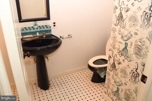 11715 Woodlea Dr Property Photo 8