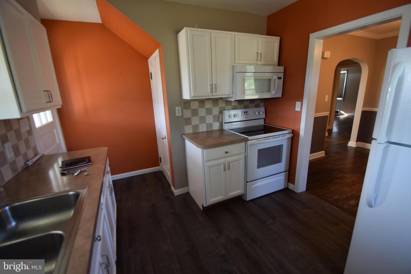 2090 Warm Spring Rd Property Photo 7