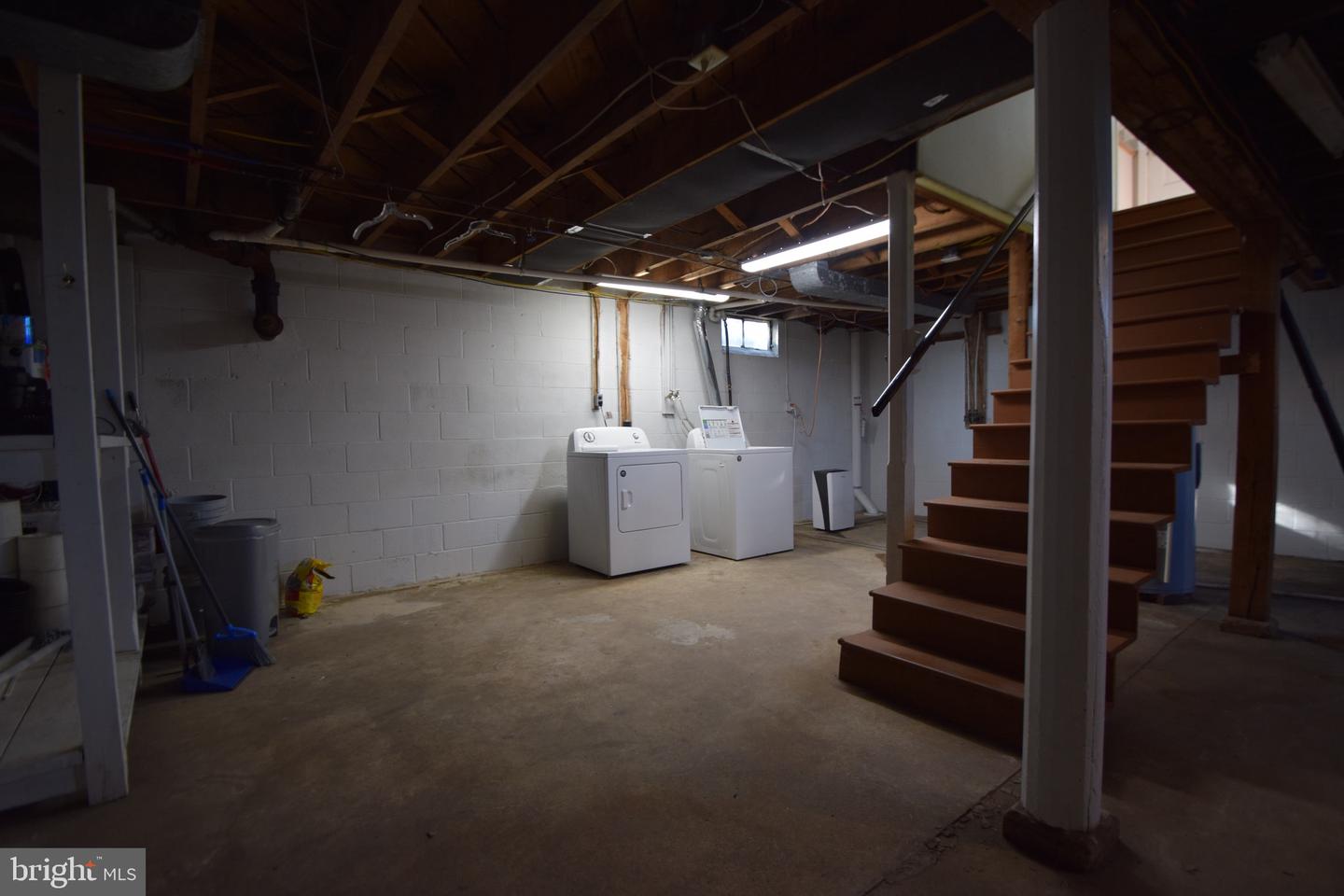 2090 Warm Spring Rd Property Photo 15