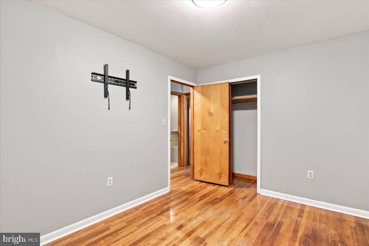 13337 North Ave Property Photo 16