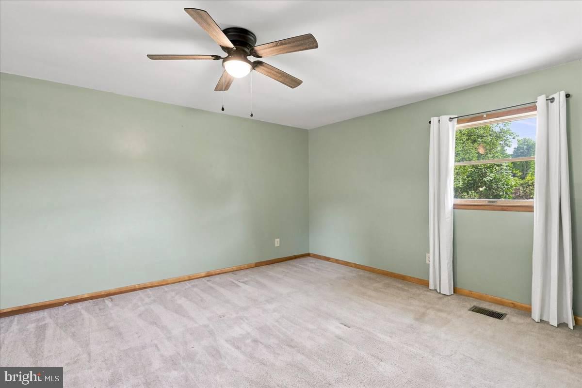 13337 North Ave Property Photo 18