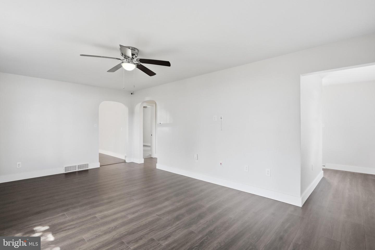 216 High St Property Photo 2