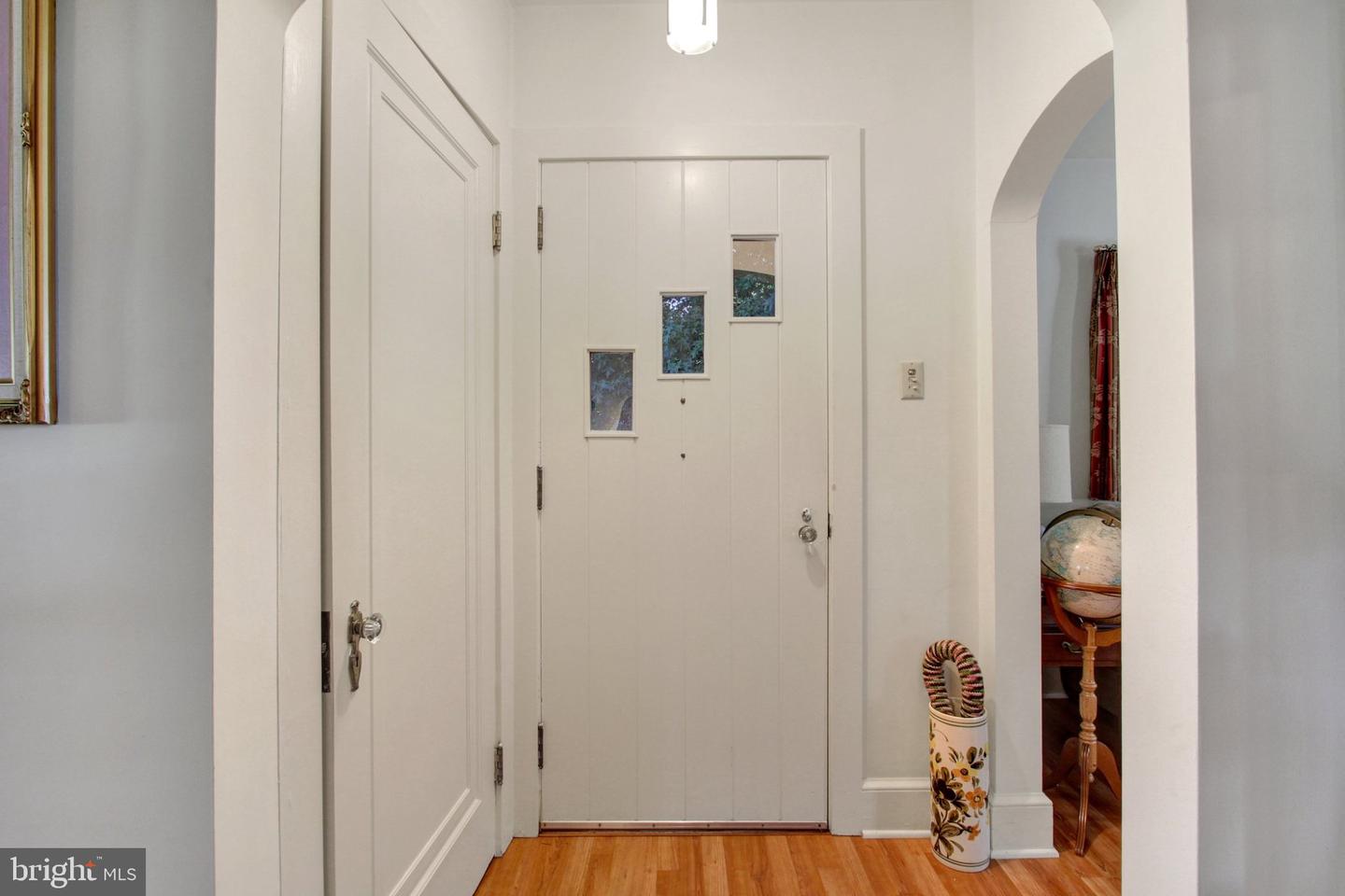 15055 Buchanan Trl E Property Photo 3
