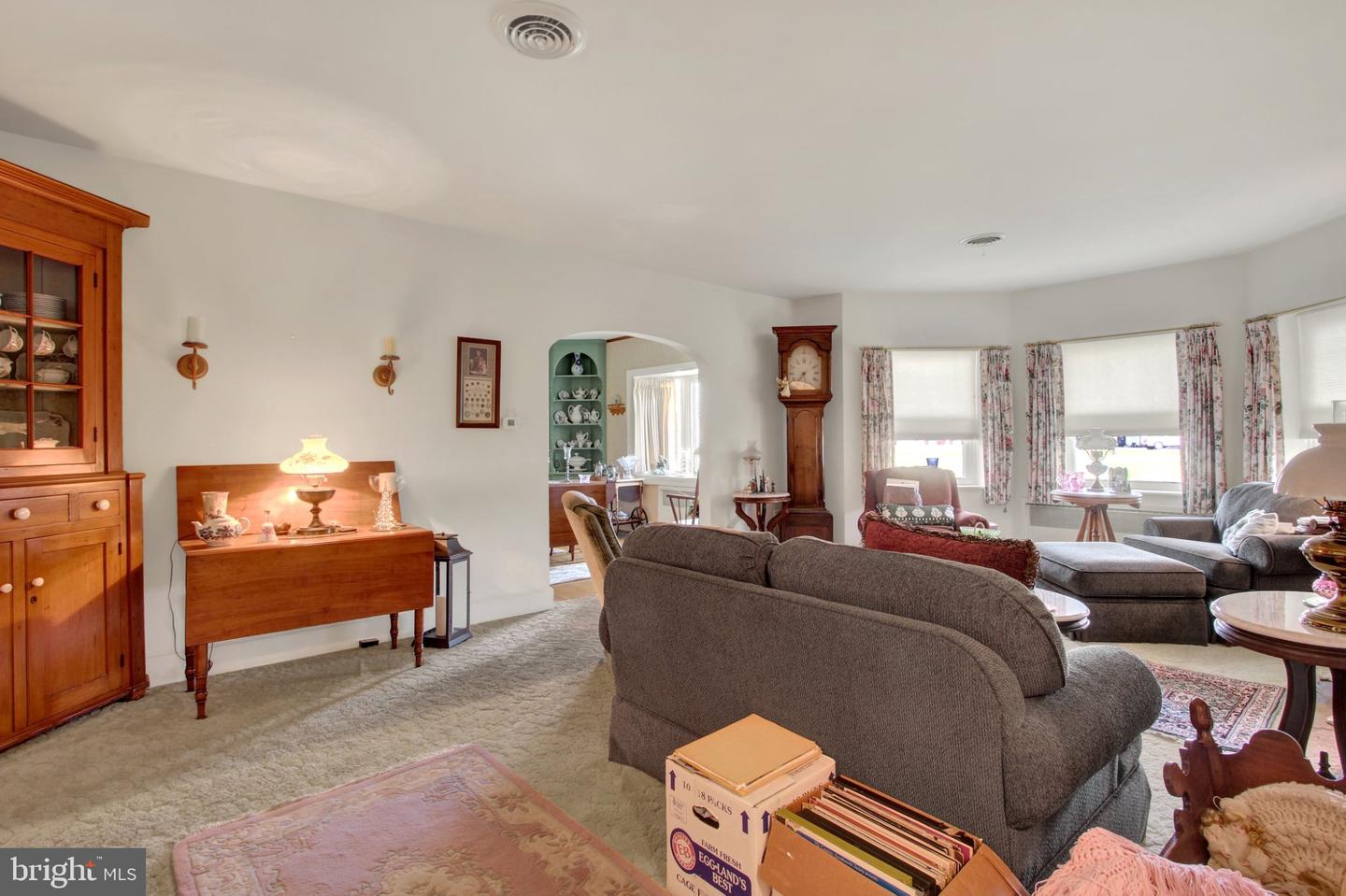 15055 Buchanan Trl E Property Photo 4