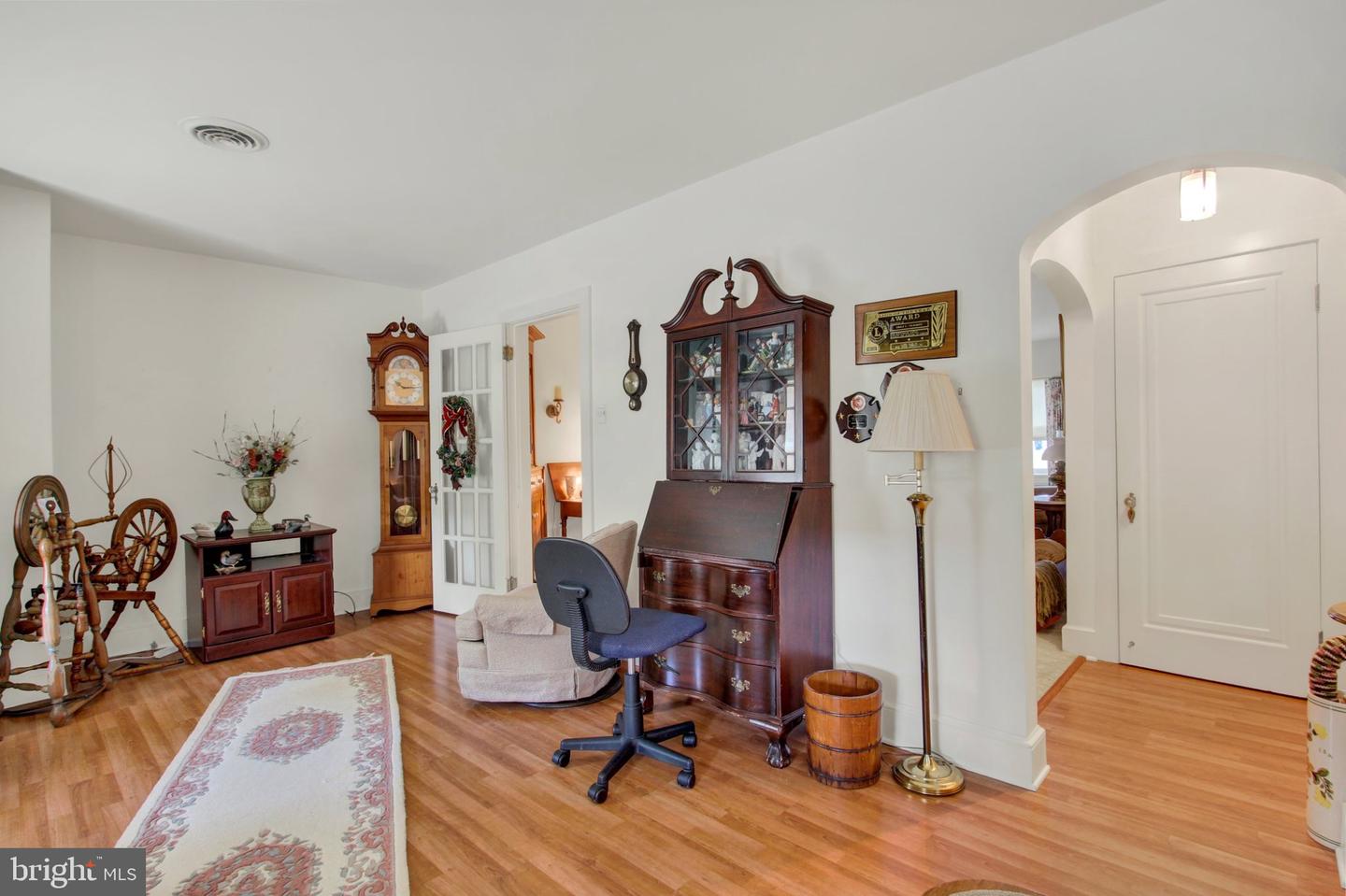 15055 Buchanan Trl E Property Photo 10