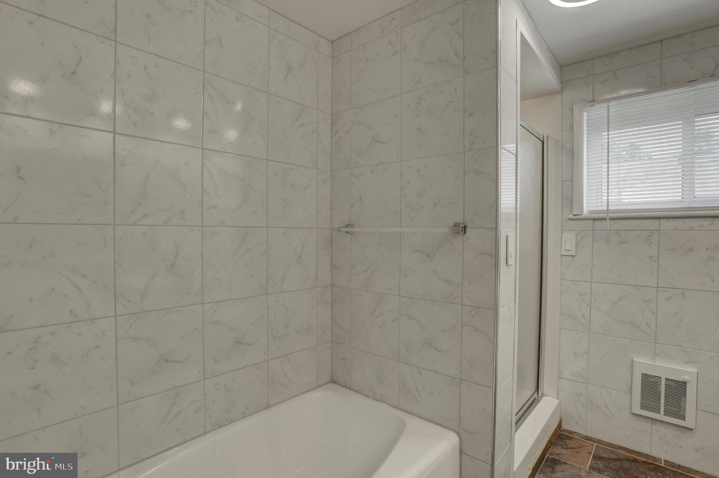 901 E Mckinley St Property Photo 18