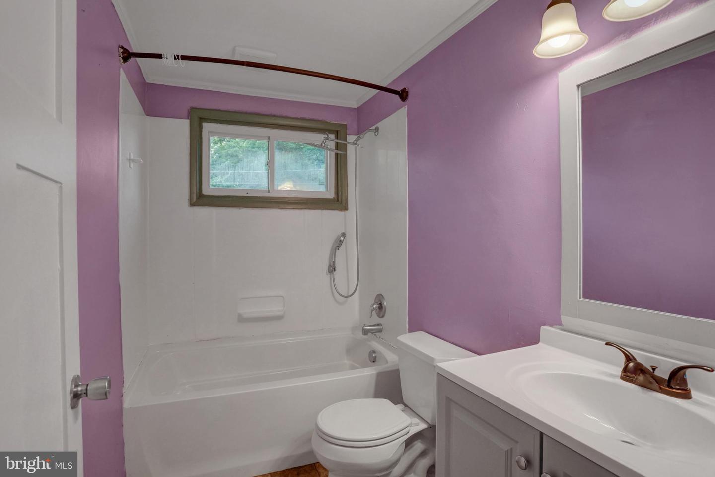 407 N Morris St Property Photo 28