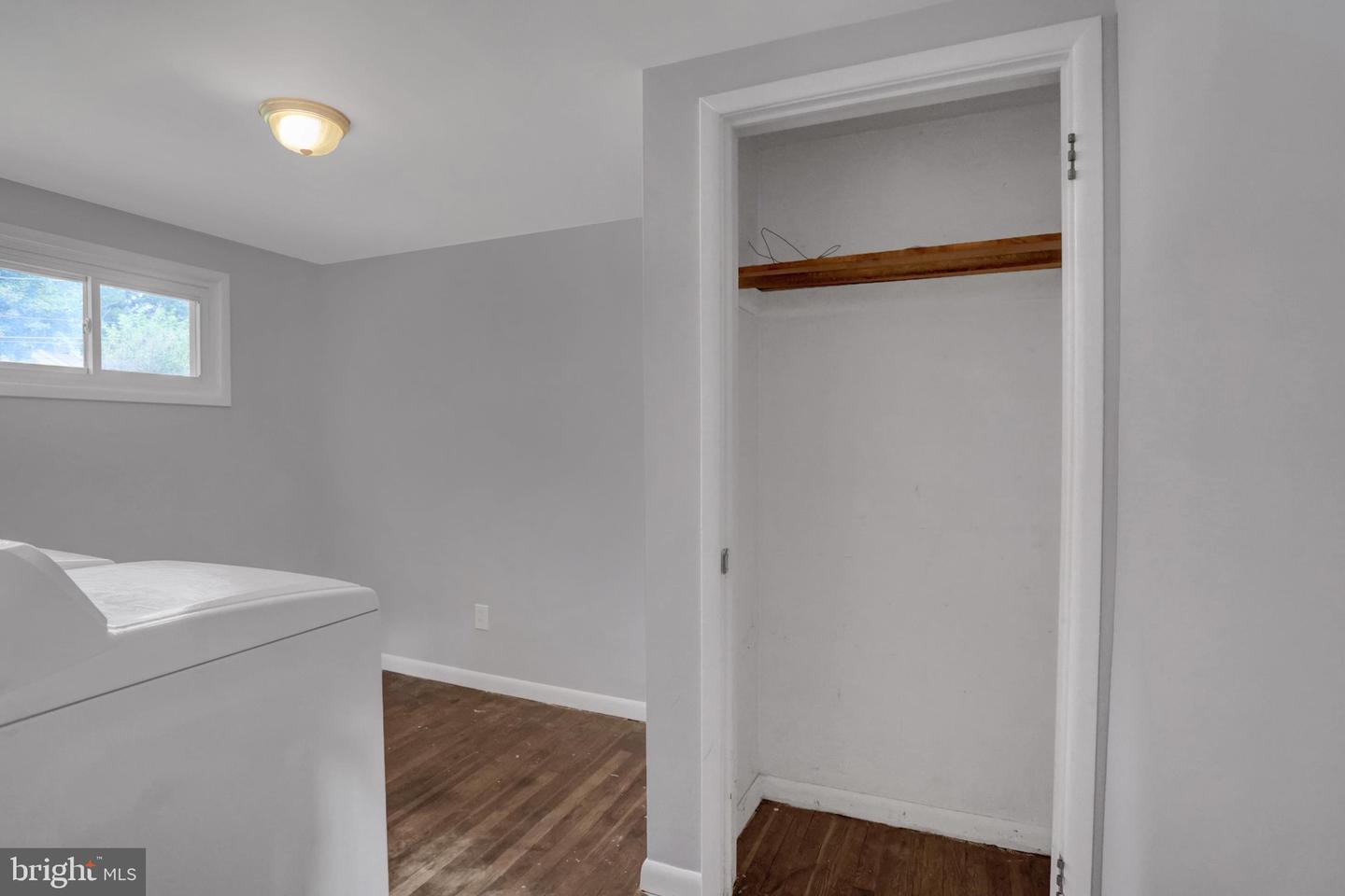 407 N Morris St Property Photo 31