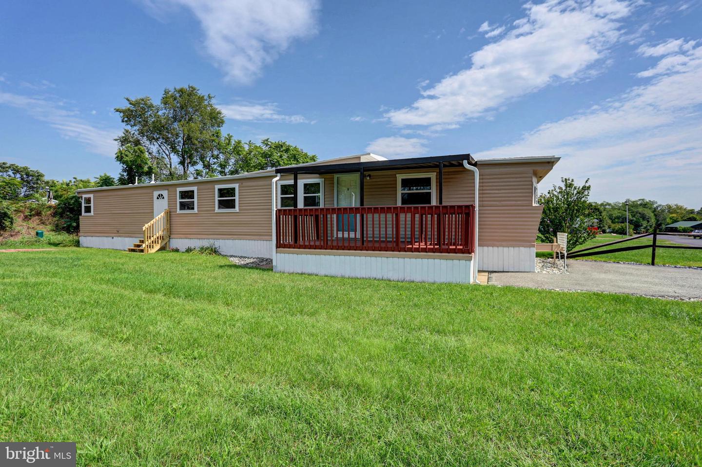 6069 Nugget Way Property Photo 1