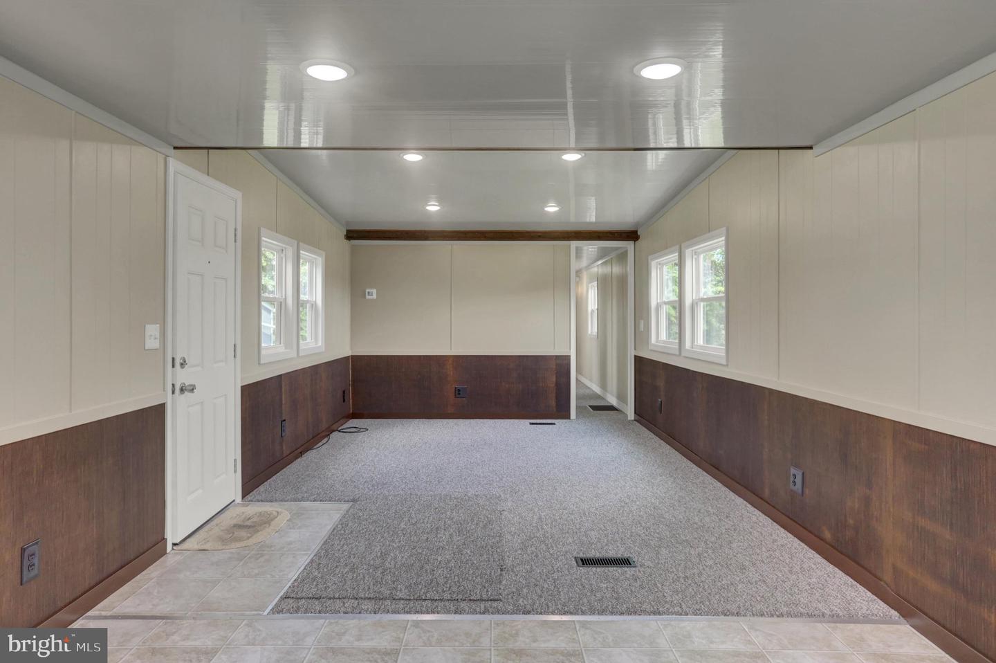 6069 Nugget Way Property Photo 8