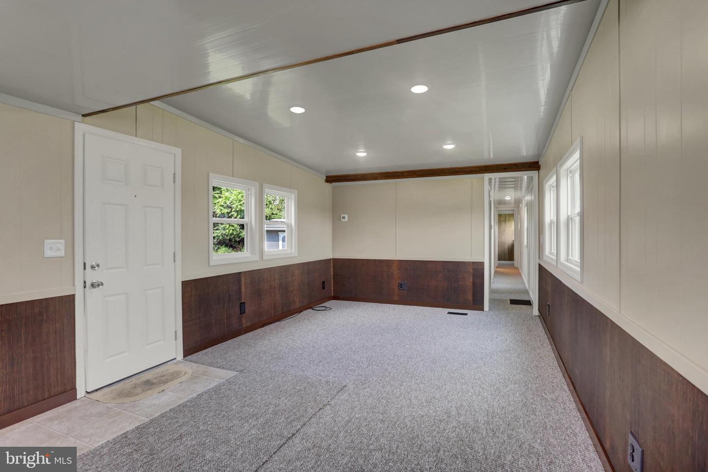6069 Nugget Way Property Photo 9