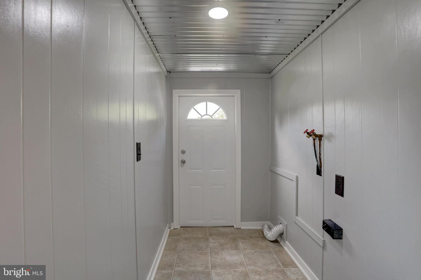 6069 Nugget Way Property Photo 17