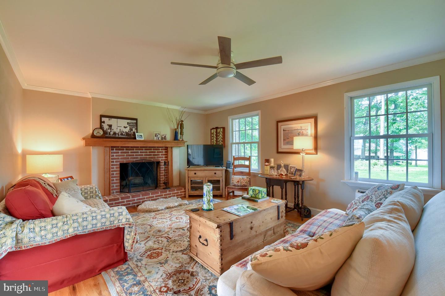 9554 Forest Ridge Rd Property Photo 6