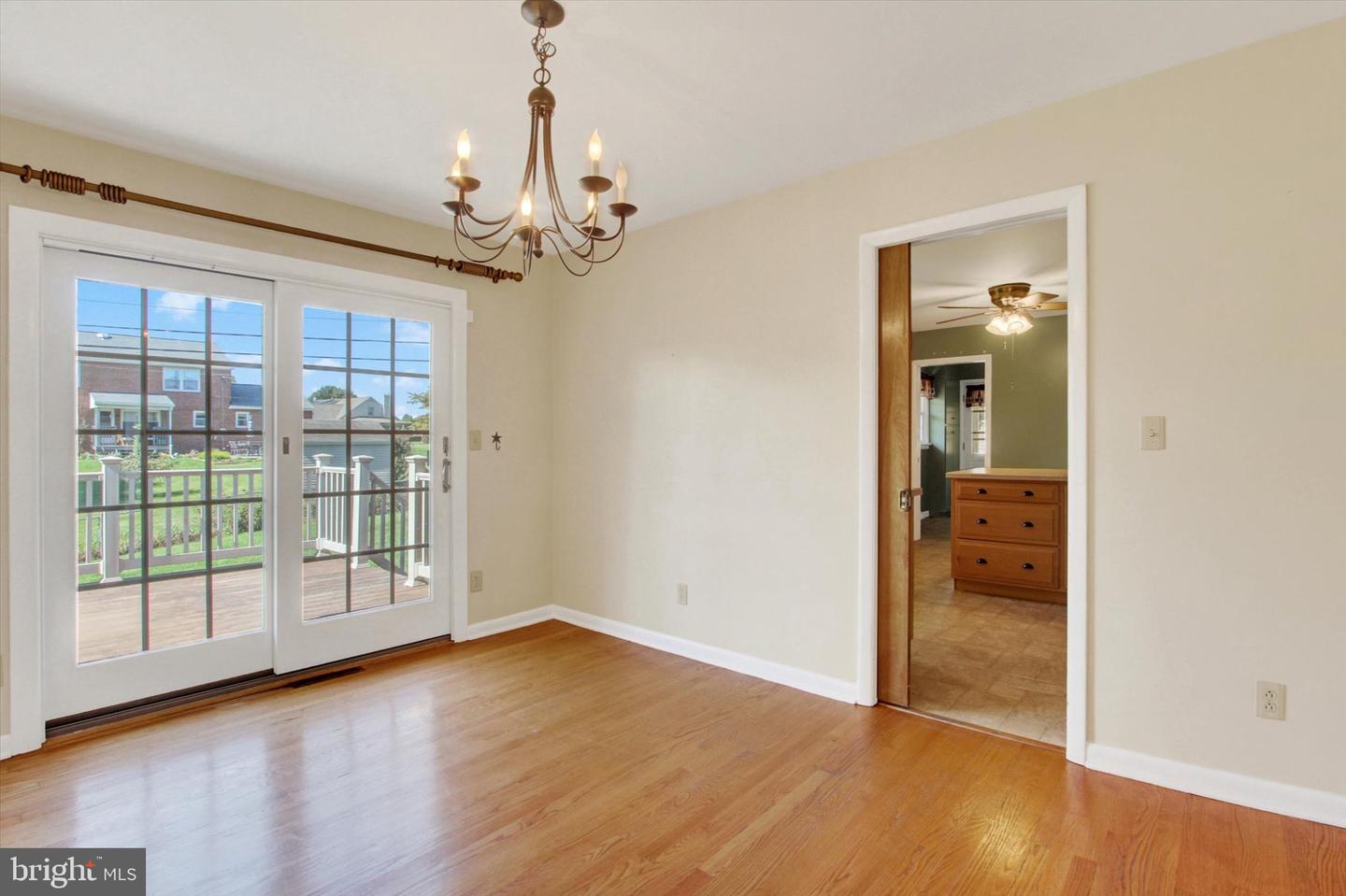 9130 Meadowbrook Dr Property Photo 9