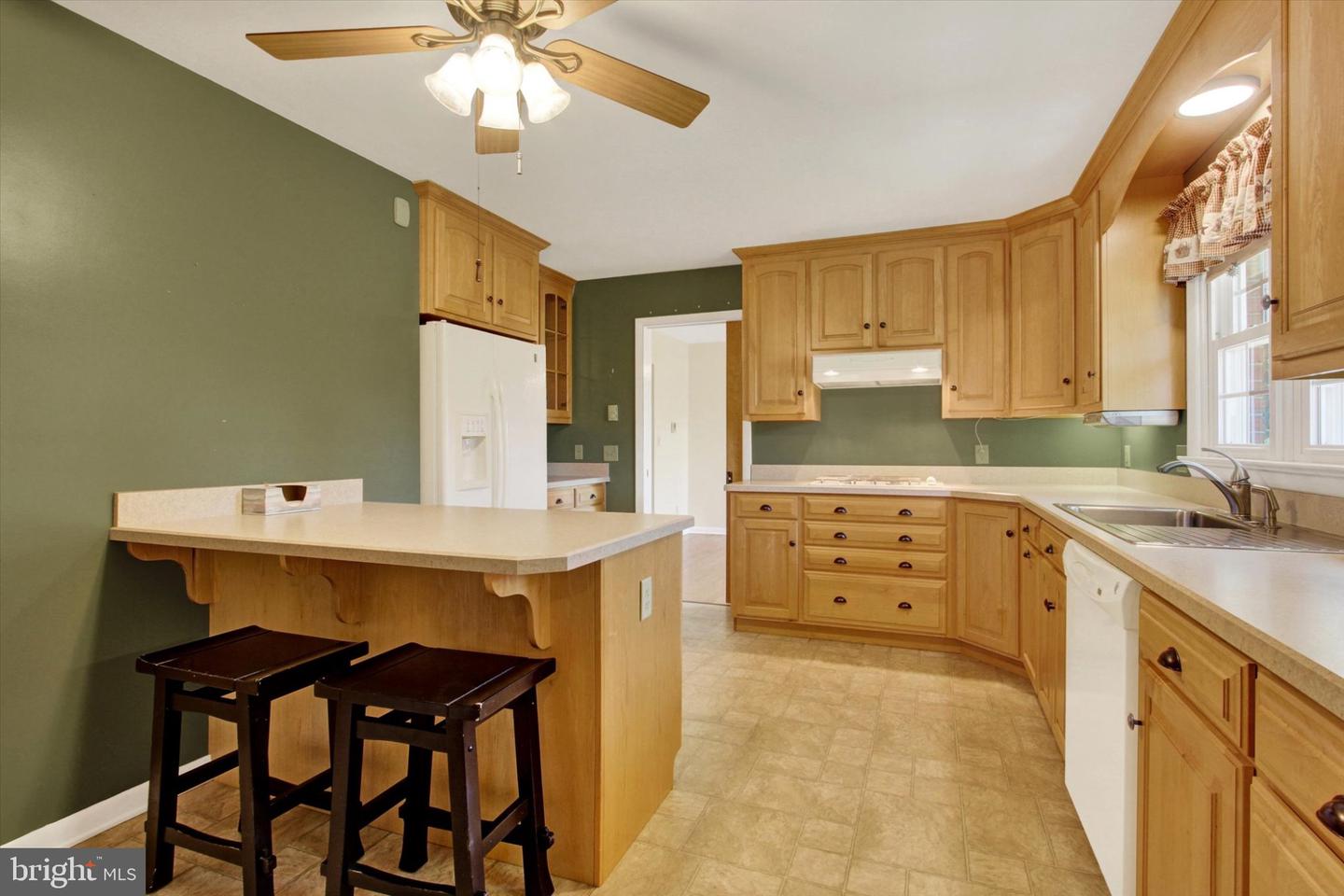 9130 Meadowbrook Dr Property Photo 13