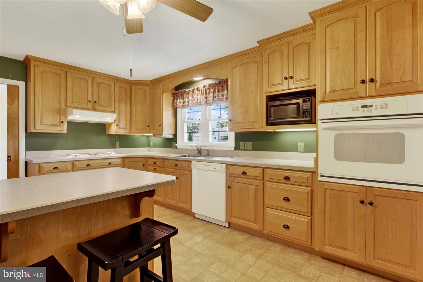 9130 Meadowbrook Dr Property Photo 14