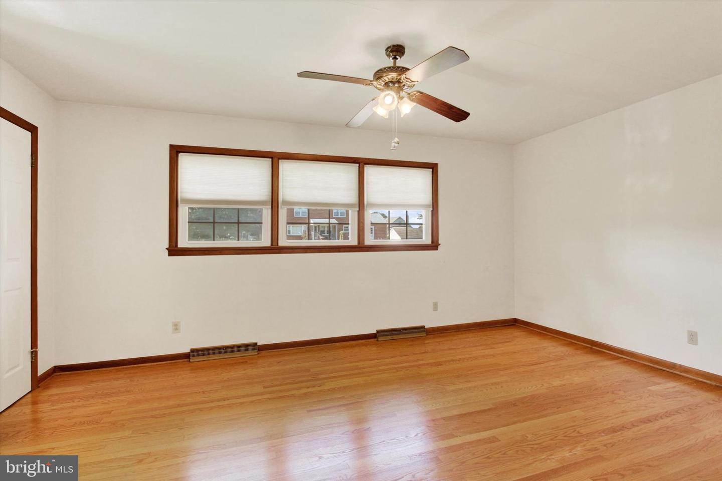 9130 Meadowbrook Dr Property Photo 18