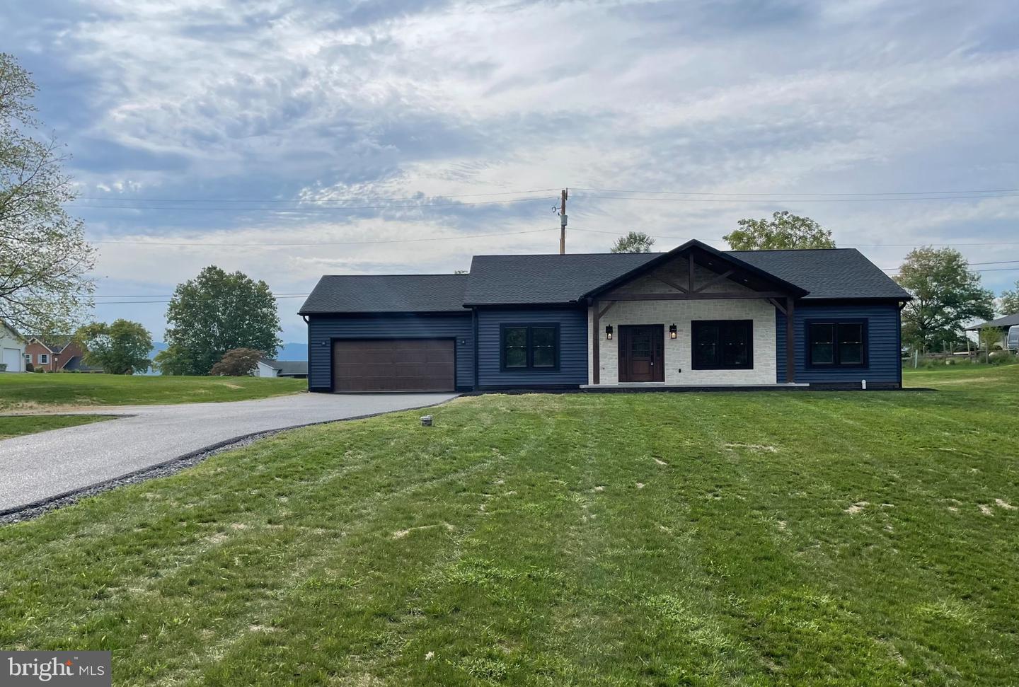 6771 Tippetts Dr Property Photo 1