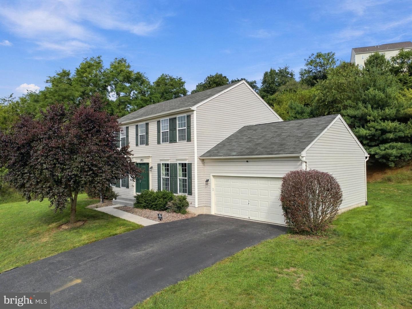 11491 Mystic Rock Ln N Property Photo 2