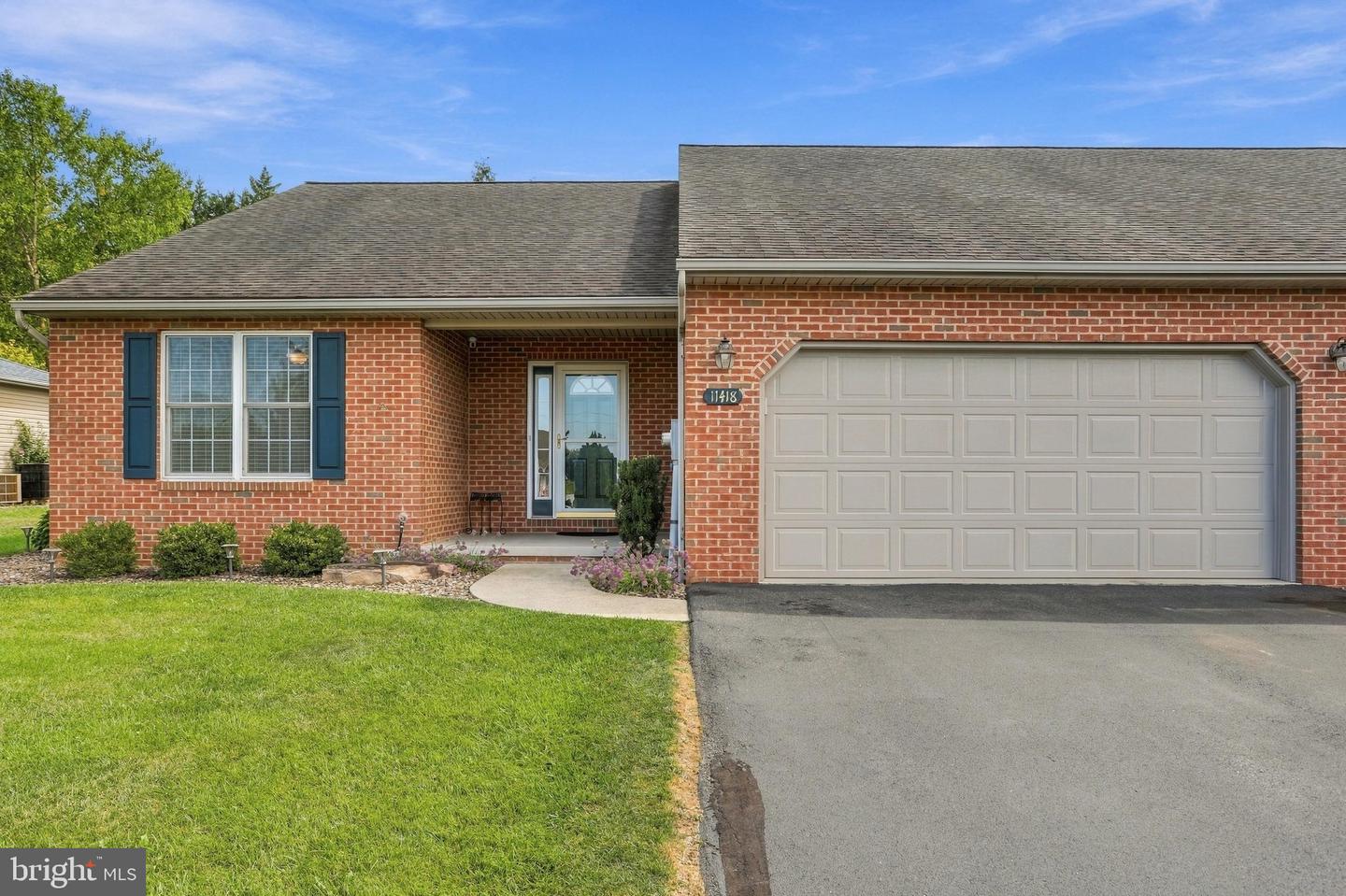 11418 Nicole Dr Property Photo 1