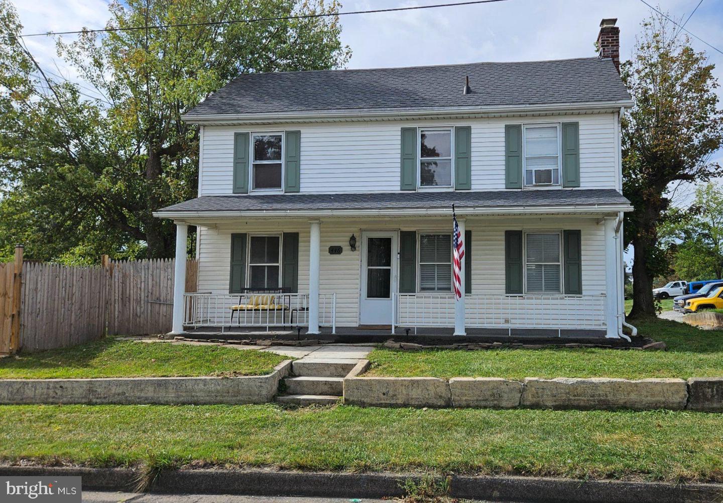 446 Buchanan Trl W Property Photo 1