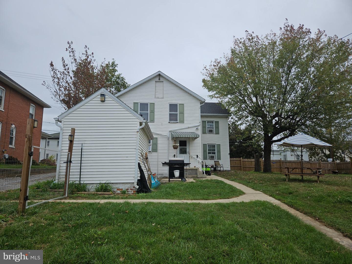 446 Buchanan Trl W Property Photo 15