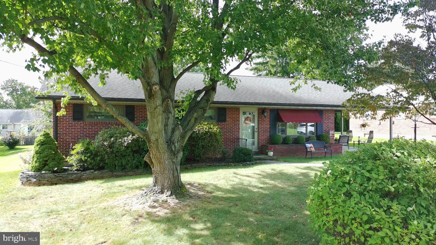 213 Joyce Dr Property Photo 10