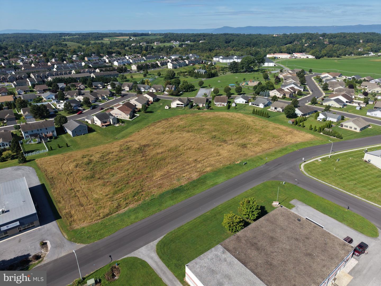 TRACT 1: 1.42+/- ACRES BENEDICT DR Property Photo 1