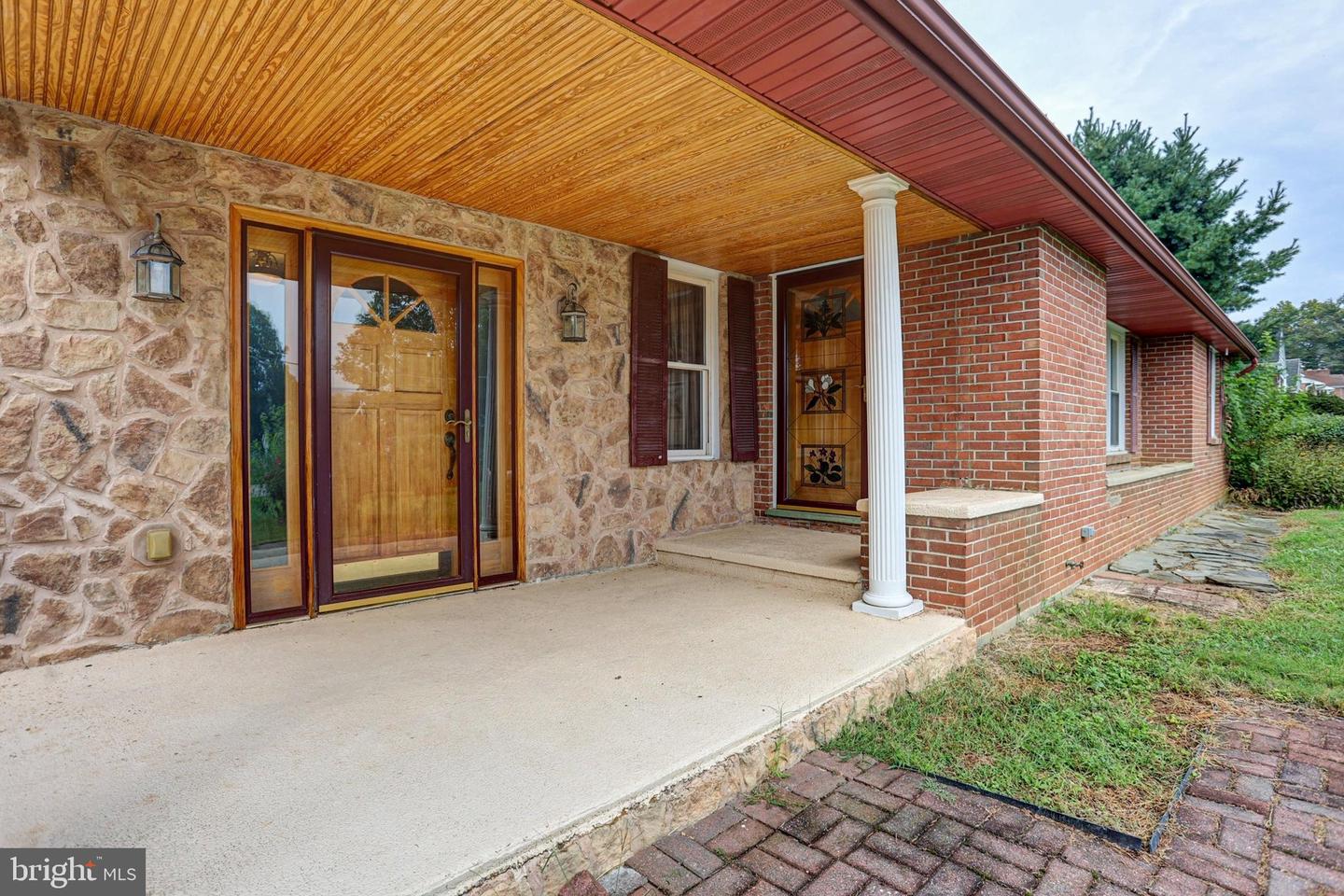 13409 Old Mill Rd Property Photo 6