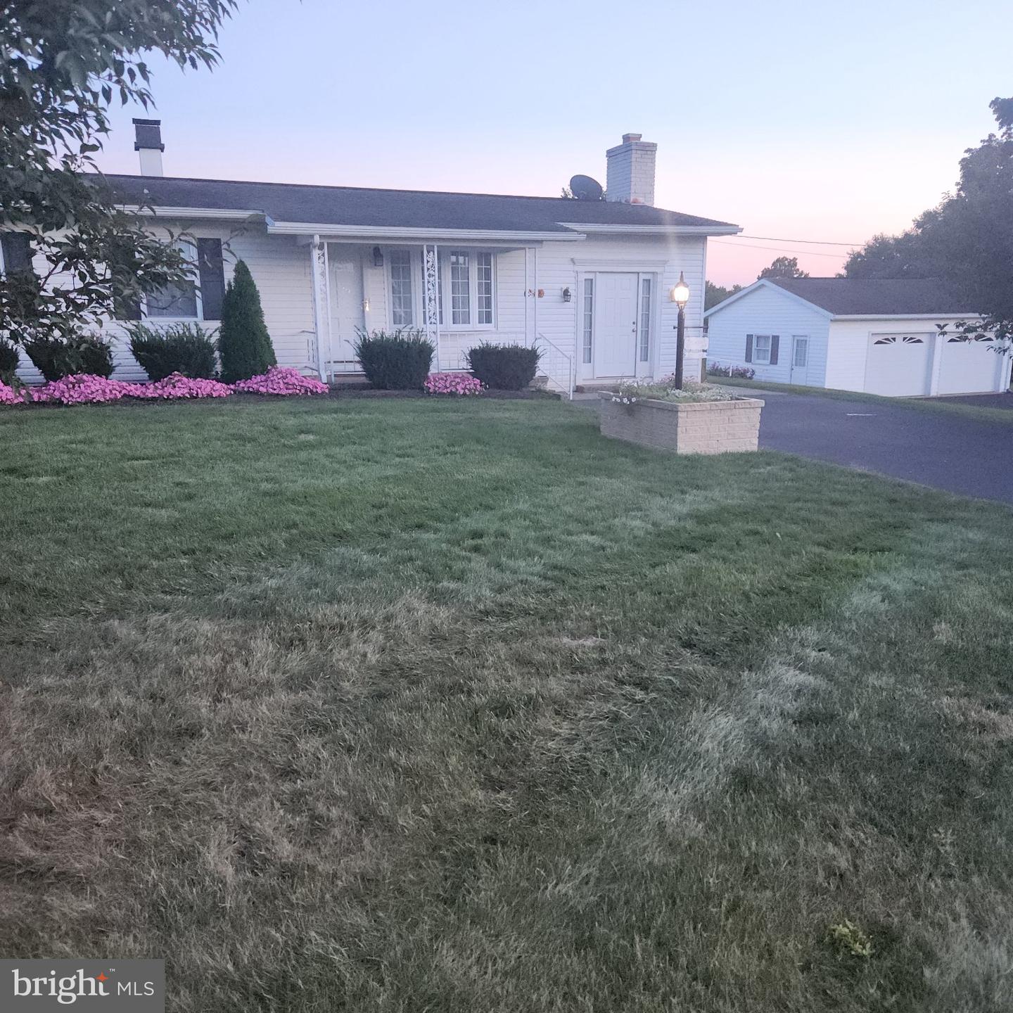 7018 Kuhn Rd Property Photo 1
