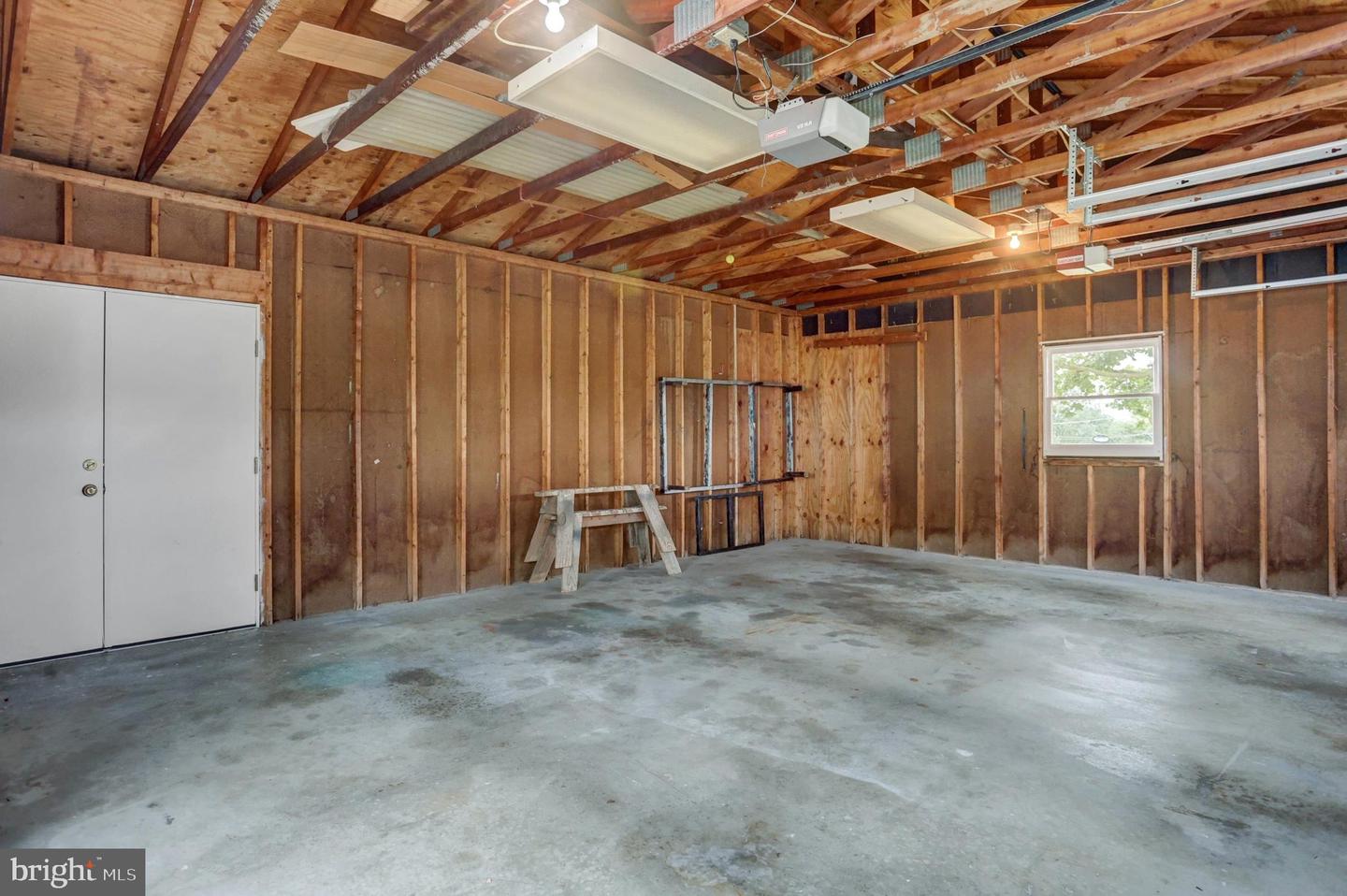 7018 Kuhn Rd Property Photo 39