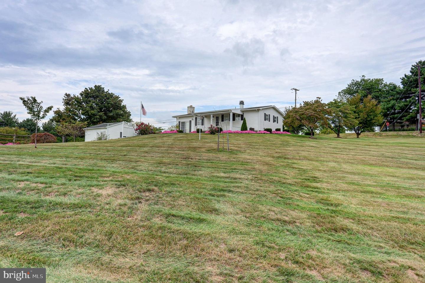 7018 Kuhn Rd Property Photo 43