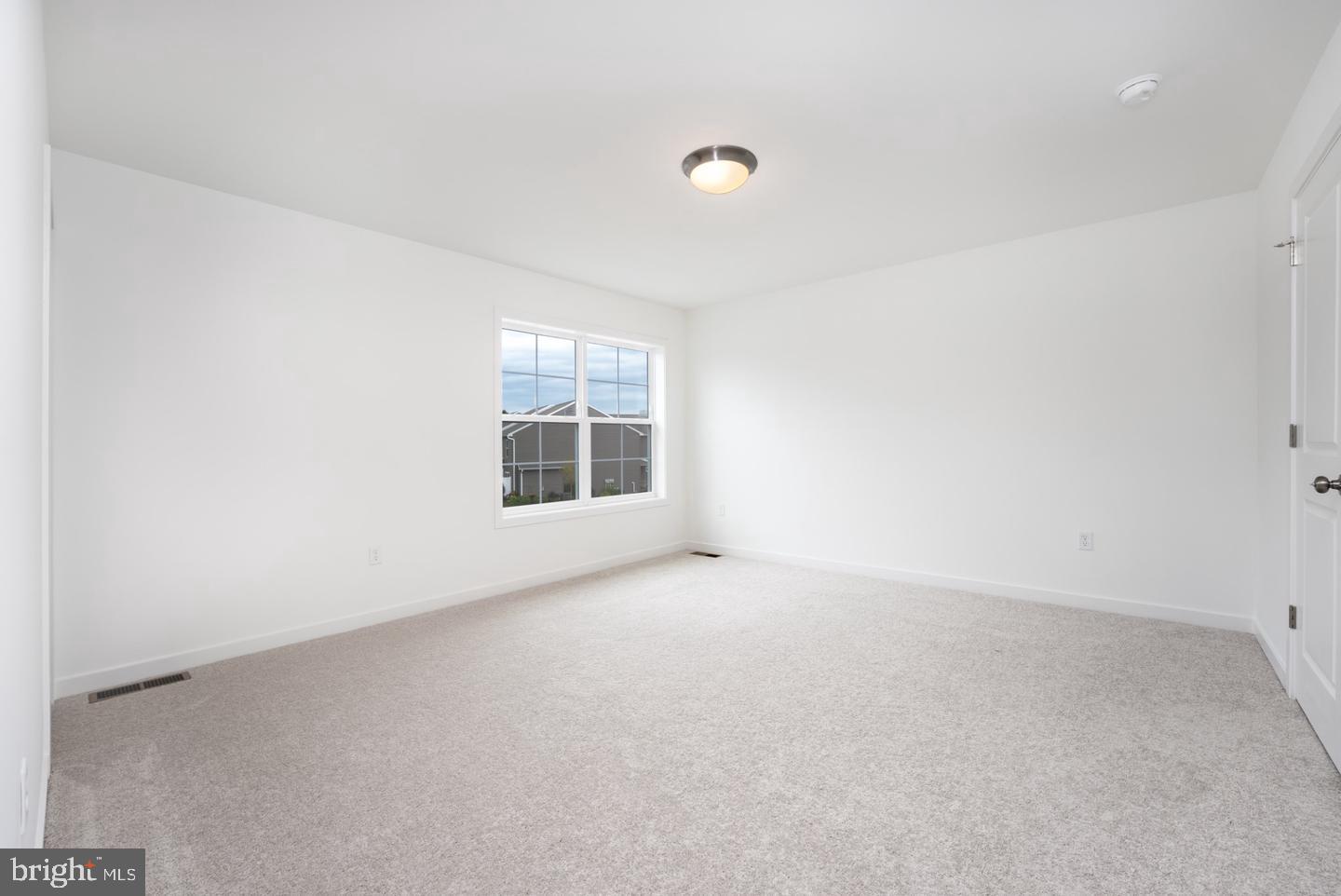229 Central Way Property Photo 24