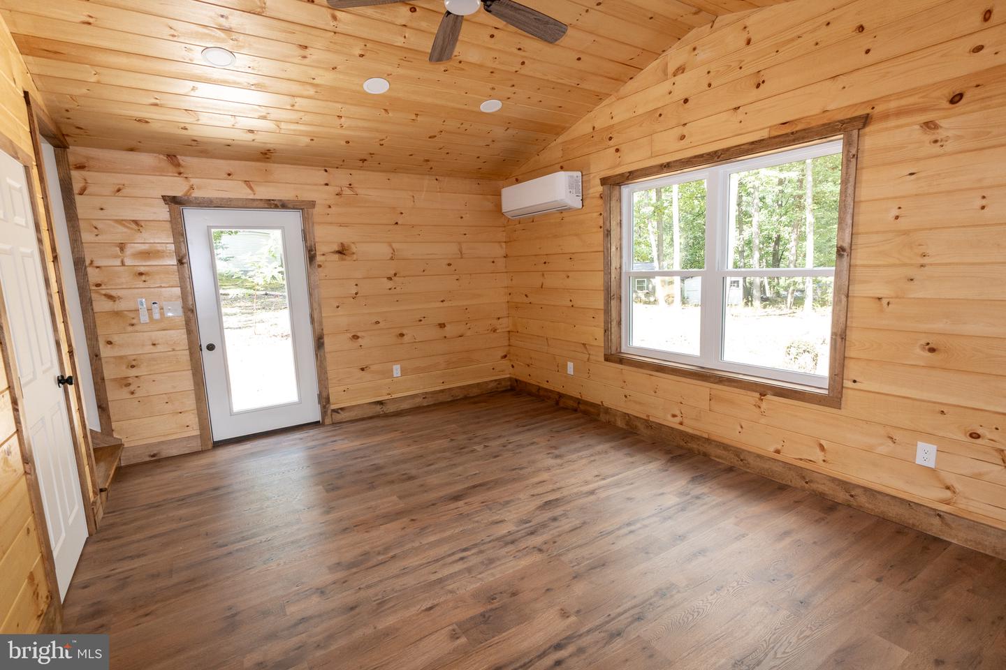 15681 Mountain Rd Property Photo 9