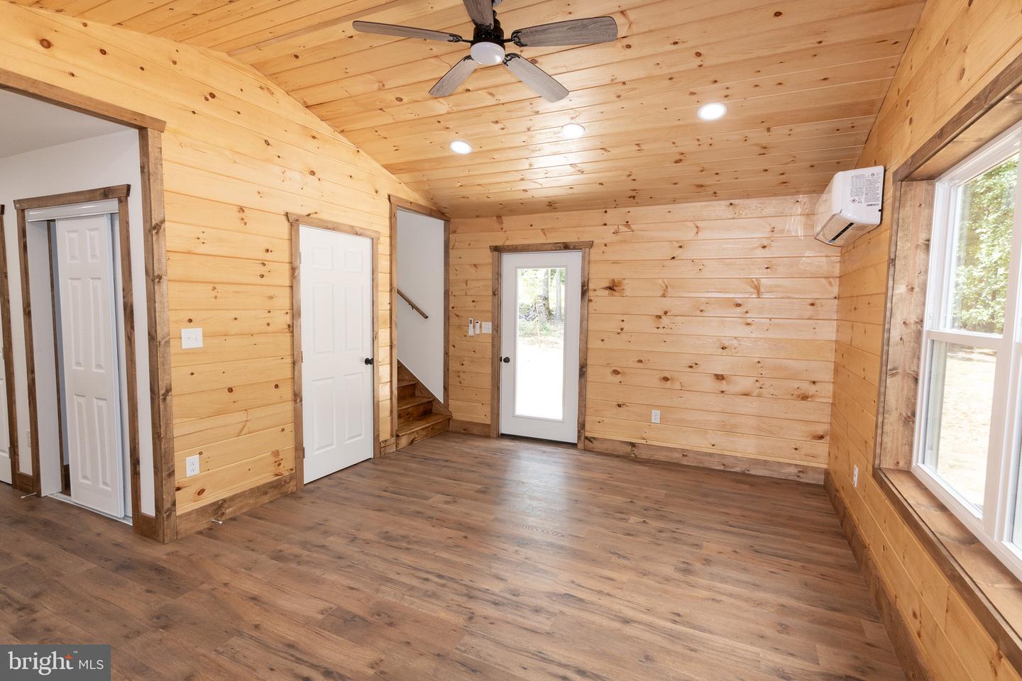 15681 Mountain Rd Property Photo 10