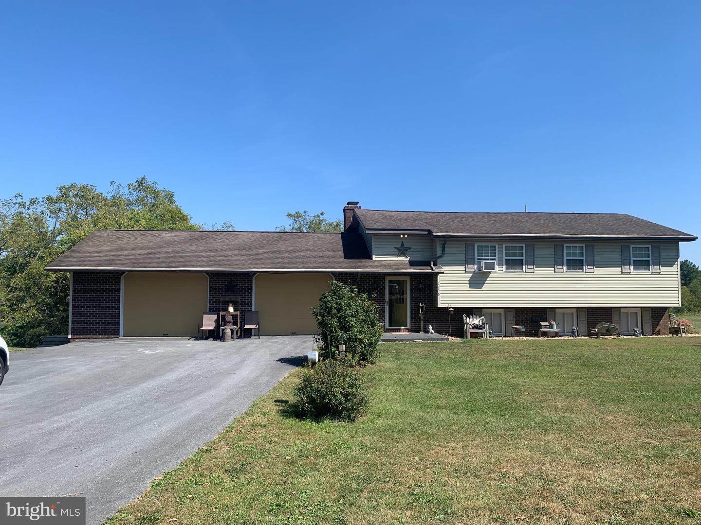 7798 Valley View Ln Property Photo 1