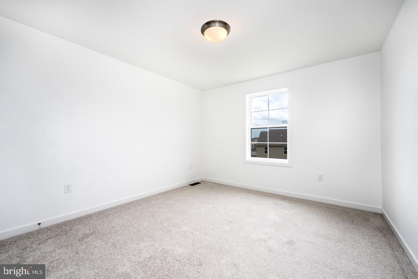 231 Central Way Property Photo 26