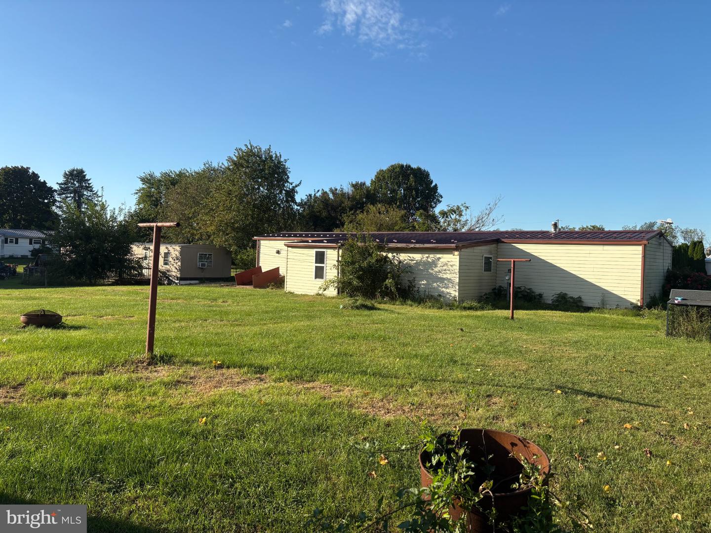 1072 Mayapple Dr Property Photo 3